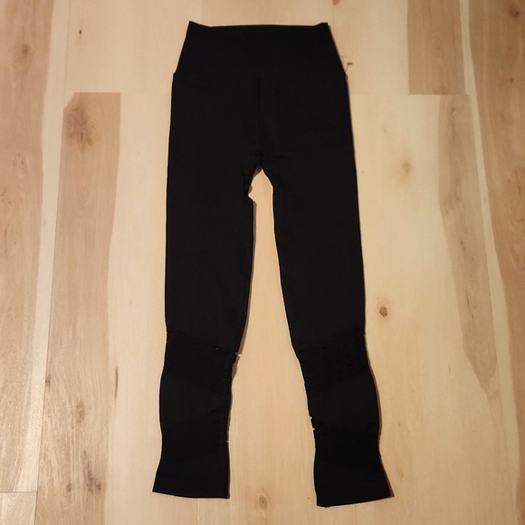 🔻NWOT FREE PEOPLE MOVEMENT Legging Chain Reaction  Sz XS/S - Picture 3 of 9